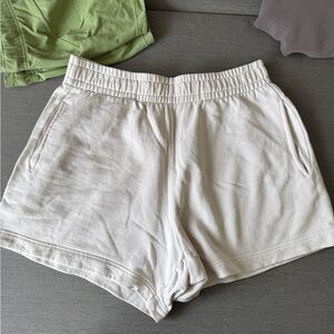 ARITZIA SHORTS